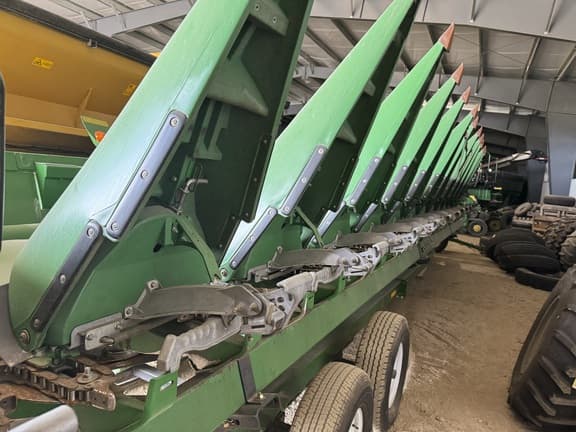 Image of John Deere 712FC equipment image 4