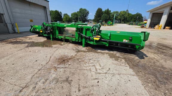 Image of John Deere 712FC equipment image 3