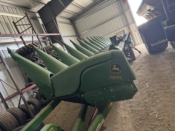 Image of John Deere 712FC equipment image 1