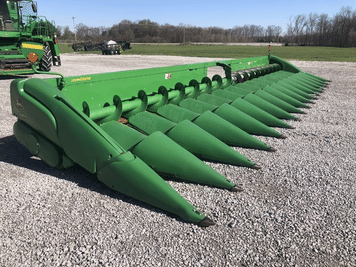 Main image John Deere 716C