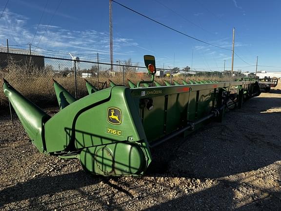 Image of John Deere 716C equipment image 2