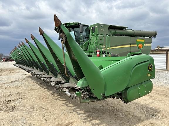 Image of John Deere 716C equipment image 1