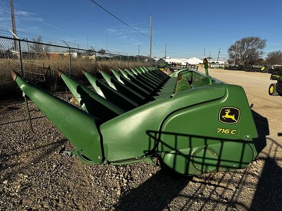 Image of John Deere 716C equipment image 1