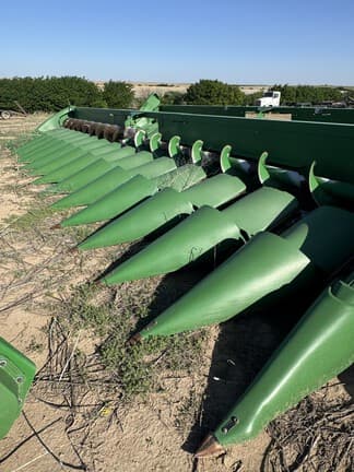 Image of John Deere 716C equipment image 3