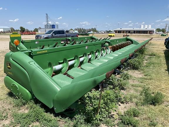 Image of John Deere 716C equipment image 1