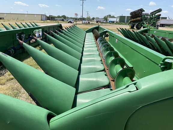 Image of John Deere 716C Primary image