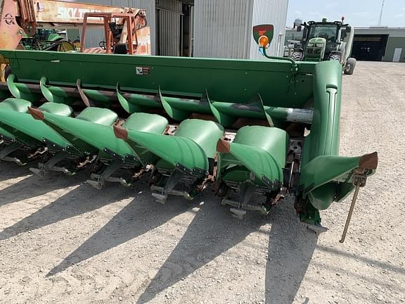 Image of John Deere 716C equipment image 4