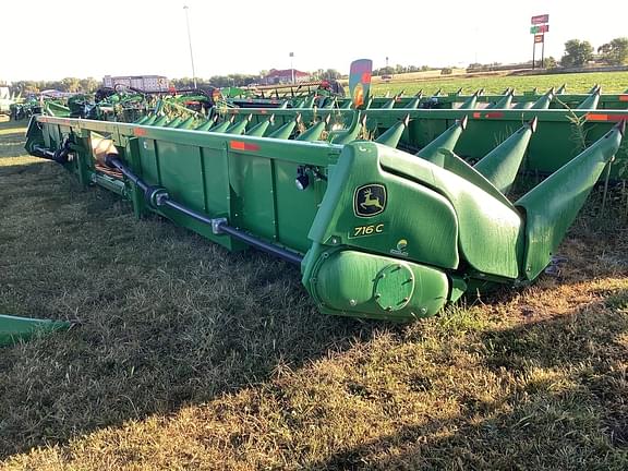 Image of John Deere 716C equipment image 4