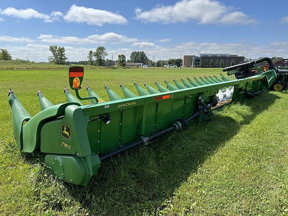 Image of John Deere 718C equipment image 3