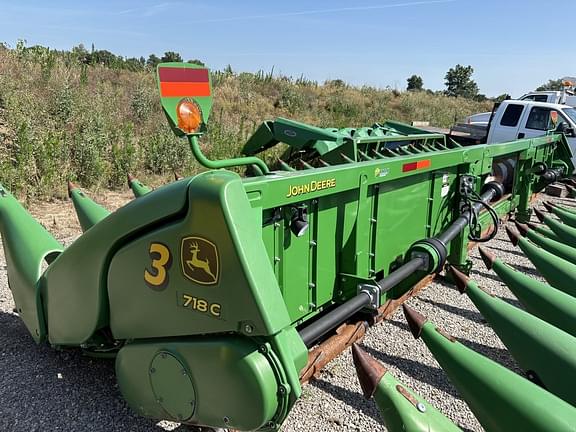 Image of John Deere 718C equipment image 1