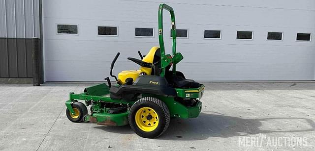 Image of John Deere Z720E equipment image 2