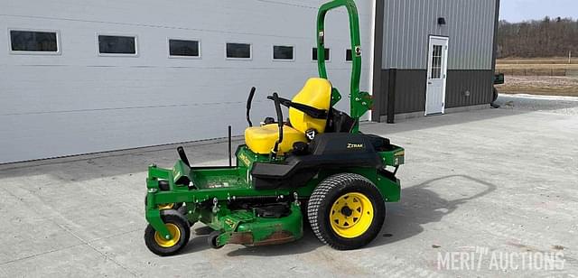 Image of John Deere Z720E equipment image 1