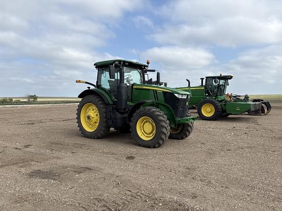 Image of John Deere 7210R Primary image
