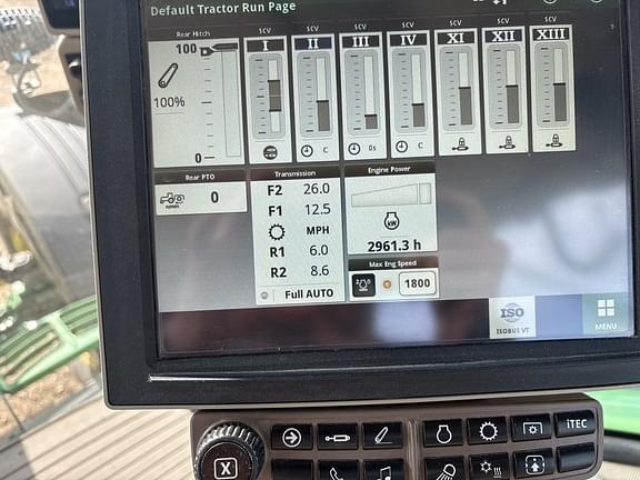 Image of John Deere 7210R equipment image 1