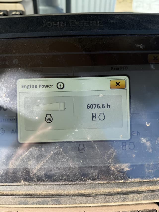 Image of John Deere 7210R equipment image 4