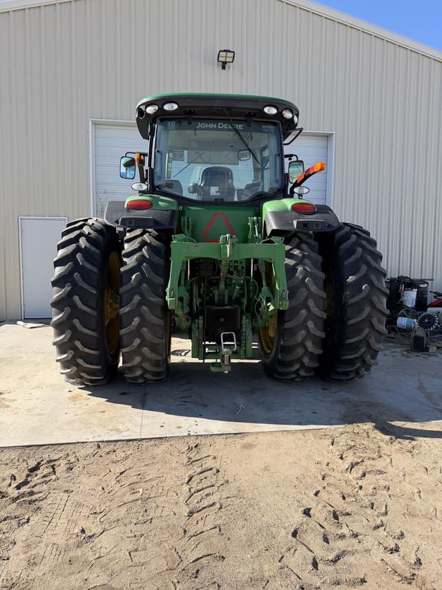 Image of John Deere 7210R equipment image 1