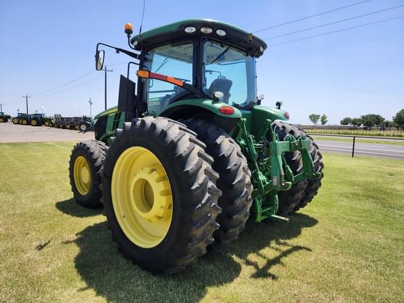 Image of John Deere 7230R equipment image 2