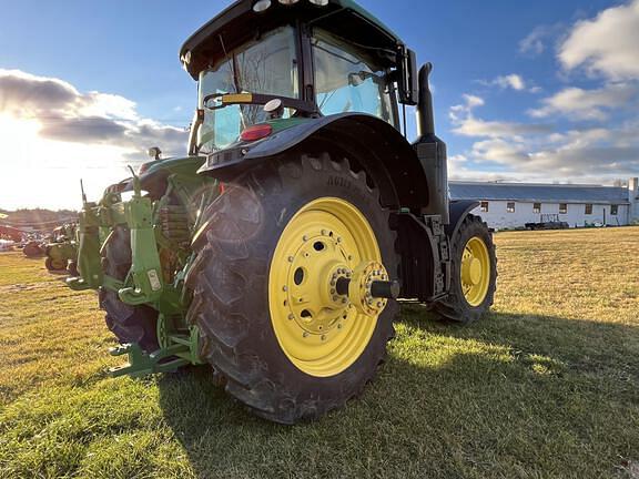 Image of John Deere 7290R equipment image 2