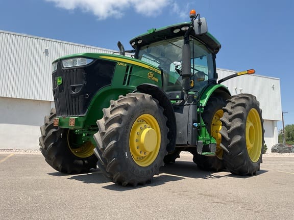 2019 John Deere 7290R Equipment Image0