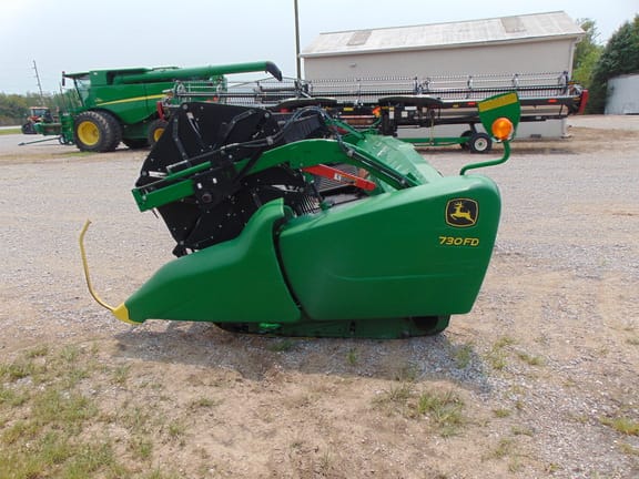 2019 John Deere 730FD Equipment Image0