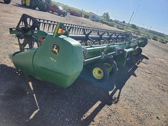 Image of John Deere 735D equipment image 1