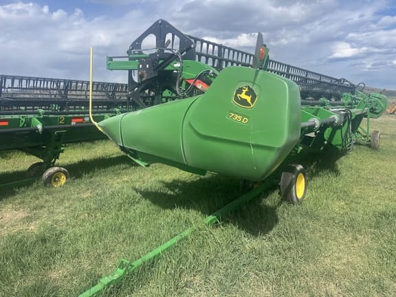 Image of John Deere 735D equipment image 1