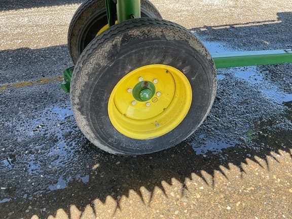 Image of John Deere 735D equipment image 3