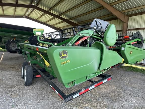 Image of John Deere 735FD equipment image 2