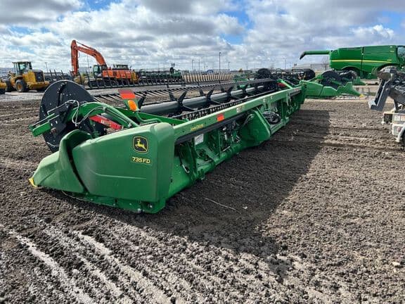 Image of John Deere 735FD equipment image 1