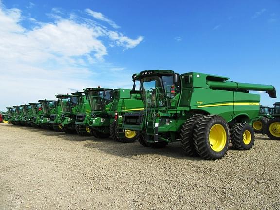 Image of John Deere 735FD equipment image 3