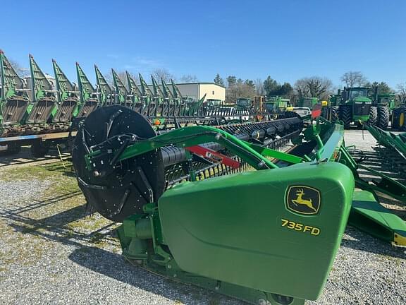 Image of John Deere 735FD Primary image