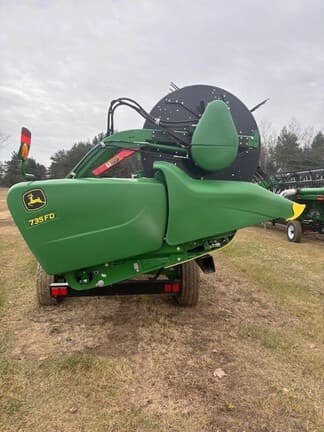 Image of John Deere 735FD equipment image 2