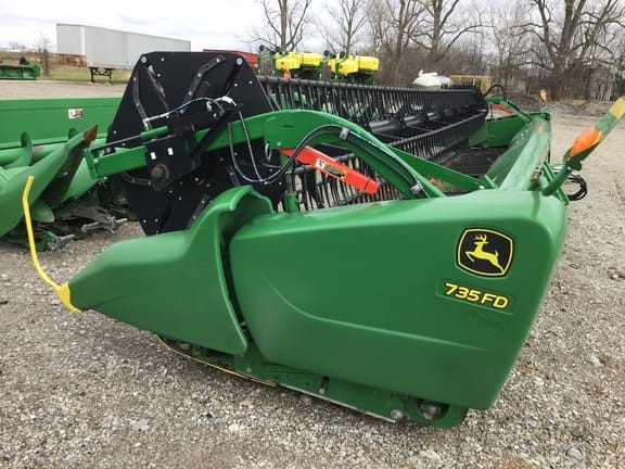 2019 John Deere 735FD Equipment Image0