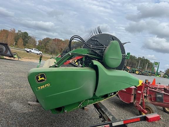 Image of John Deere 735FD equipment image 4