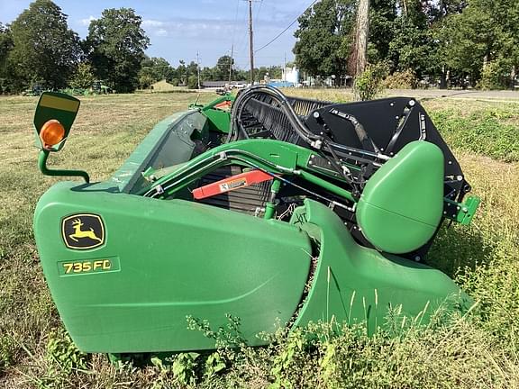 Image of John Deere 735FD equipment image 1