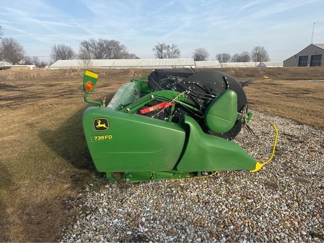 Image of John Deere 735FD equipment image 1