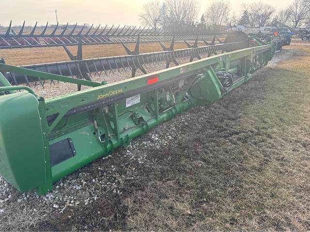 Image of John Deere 735FD equipment image 4