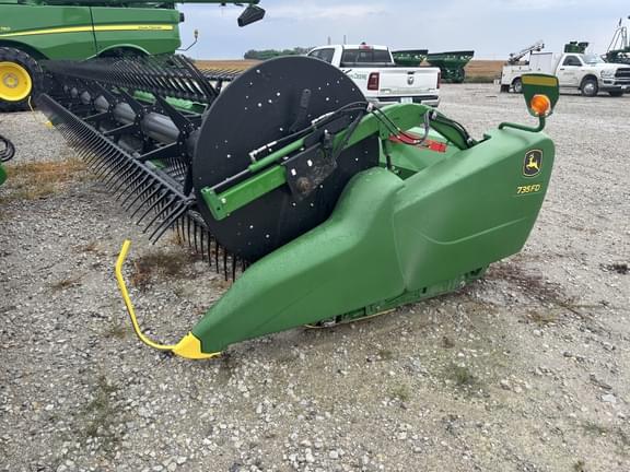 Image of John Deere 735FD Primary image