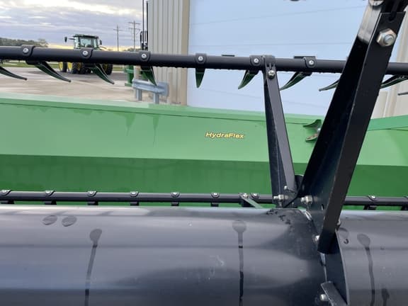 Image of John Deere 735FD equipment image 4