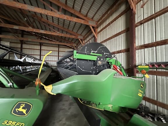 Image of John Deere 735FD Primary image