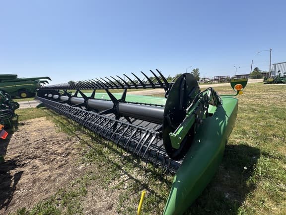 Image of John Deere 735FD Primary image