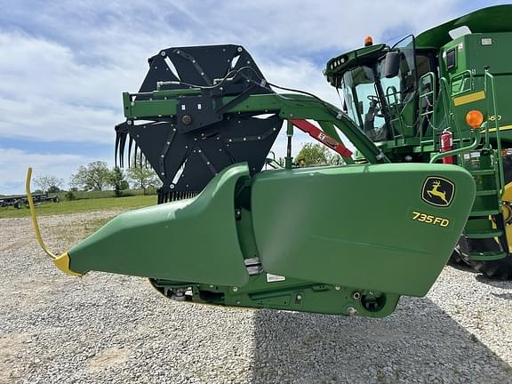 Image of John Deere 735FD equipment image 2