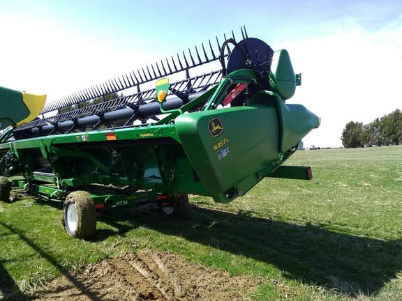 Image of John Deere 635FD equipment image 3
