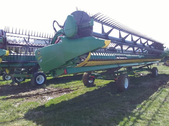 Image of John Deere 635FD equipment image 2