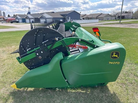 Image of John Deere 740FD equipment image 1