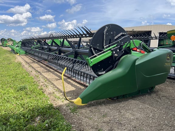 2019 John Deere 740FD Equipment Image0