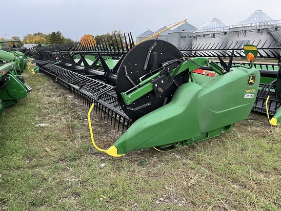 Main image John Deere 740FD