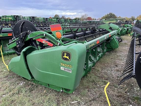 Image of John Deere 740FD equipment image 1