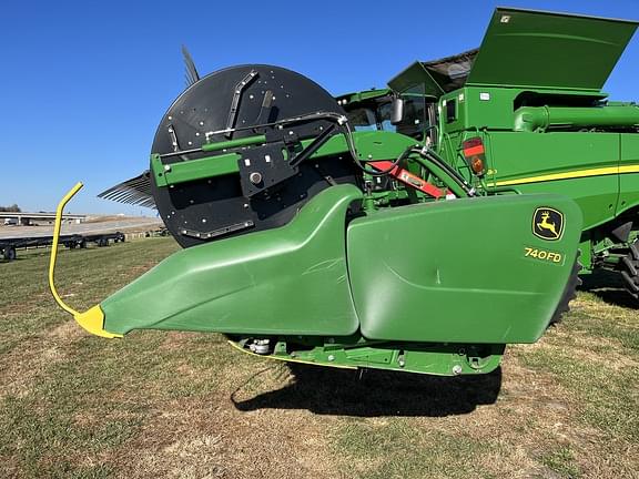 Image of John Deere 740FD Primary image