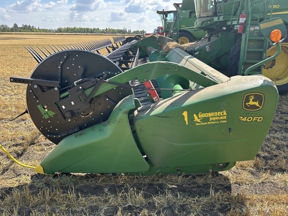 2019 John Deere 740FD Equipment Image0